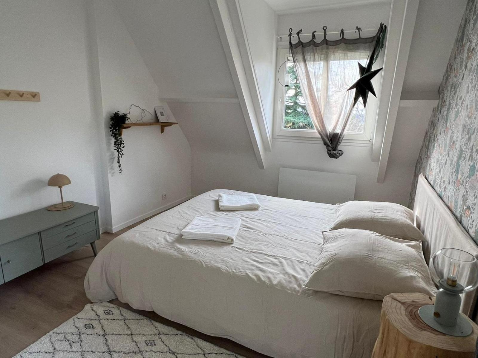 Maison Familiale, Belle Et Moderne Proche De Versailles Et Thoiry Maule 外观 照片