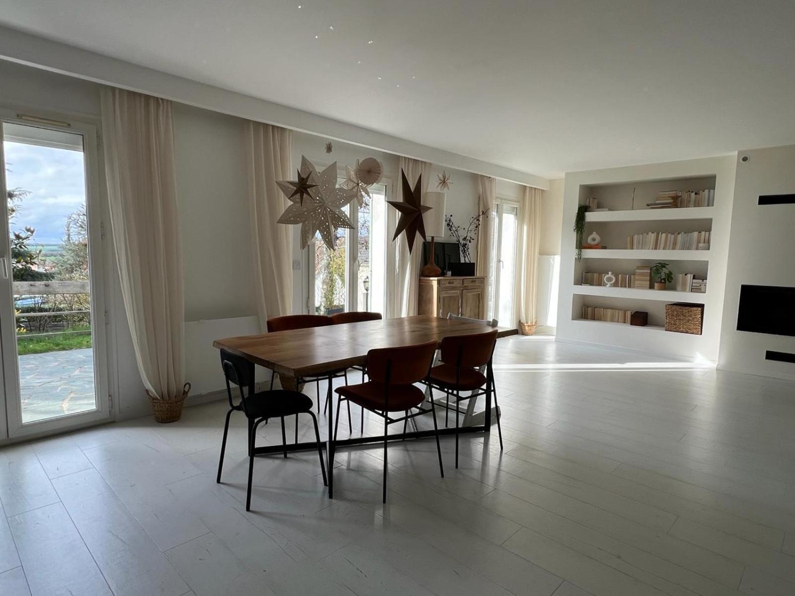 Maison Familiale, Belle Et Moderne Proche De Versailles Et Thoiry Maule 外观 照片
